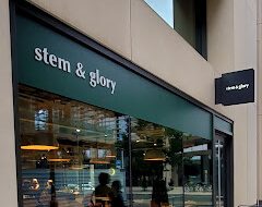 carbon-free-dining-certified-restaurant-stem-&-glory-cambridge-thumbnail-240x190